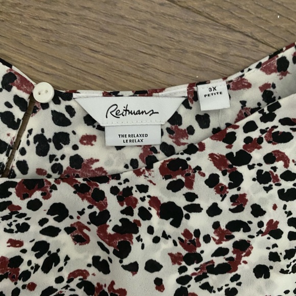 Plus size top - Picture 3 of 3